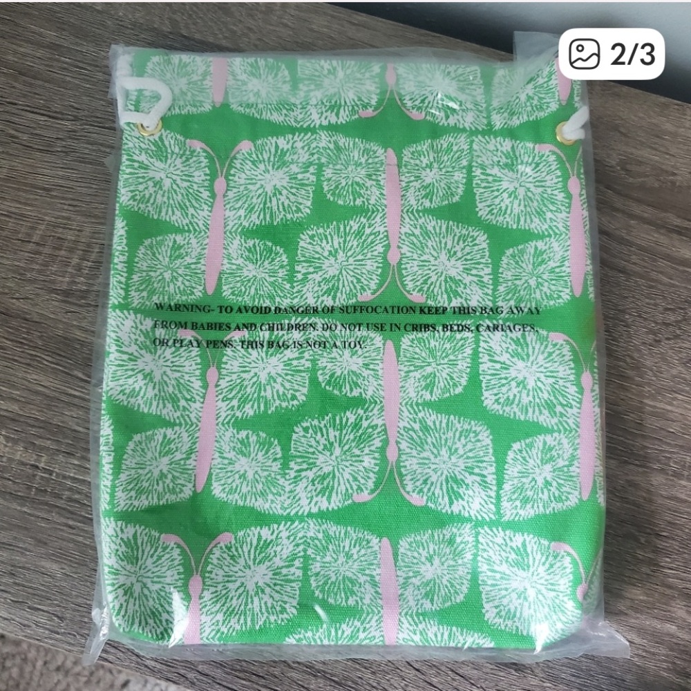 Lilly Pulitzer Green Bean Butterfly Swim Bag NWT